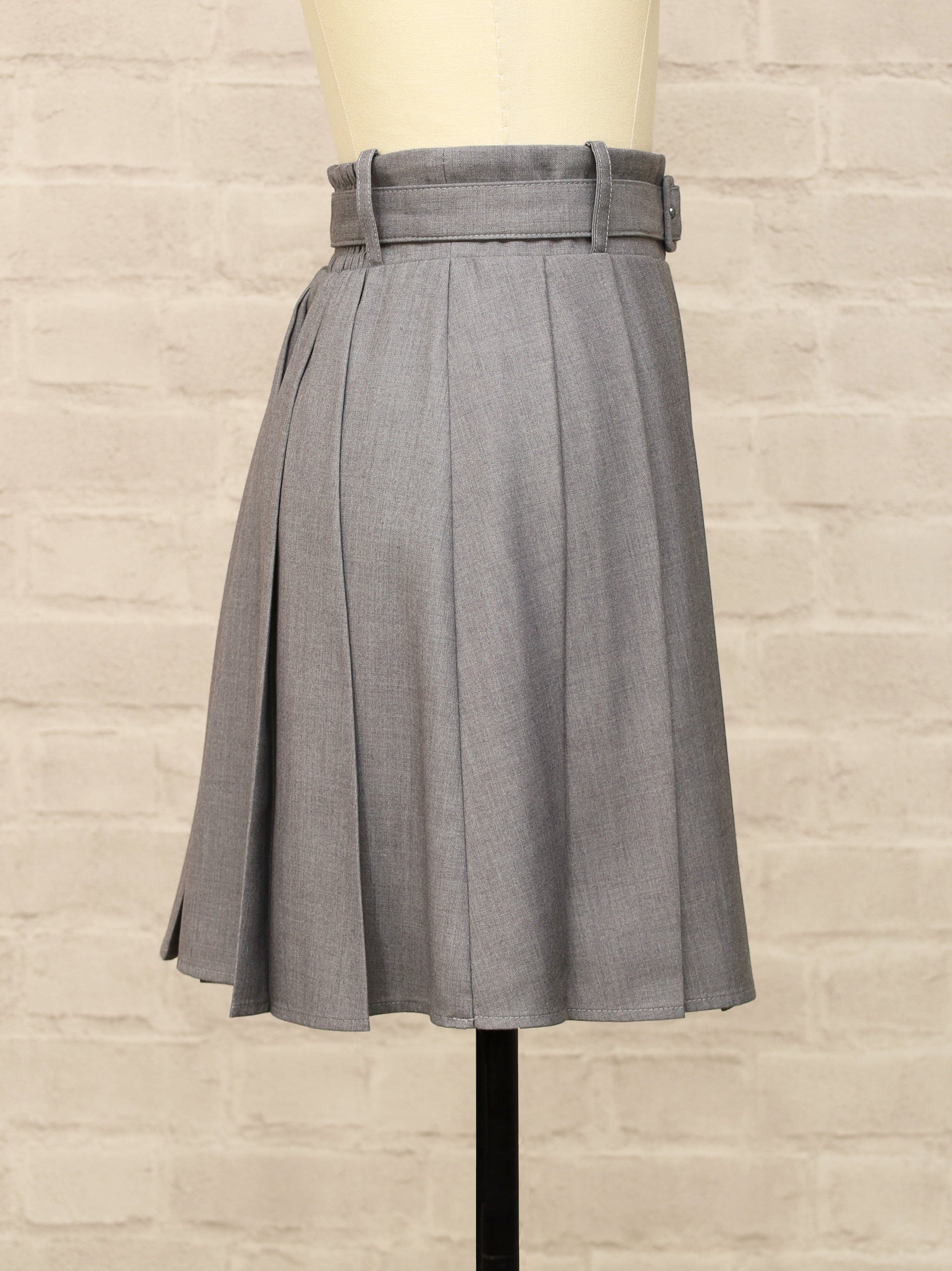 Academic Girly プリーツスカート ｜Amavel（アマベル）公式サイト