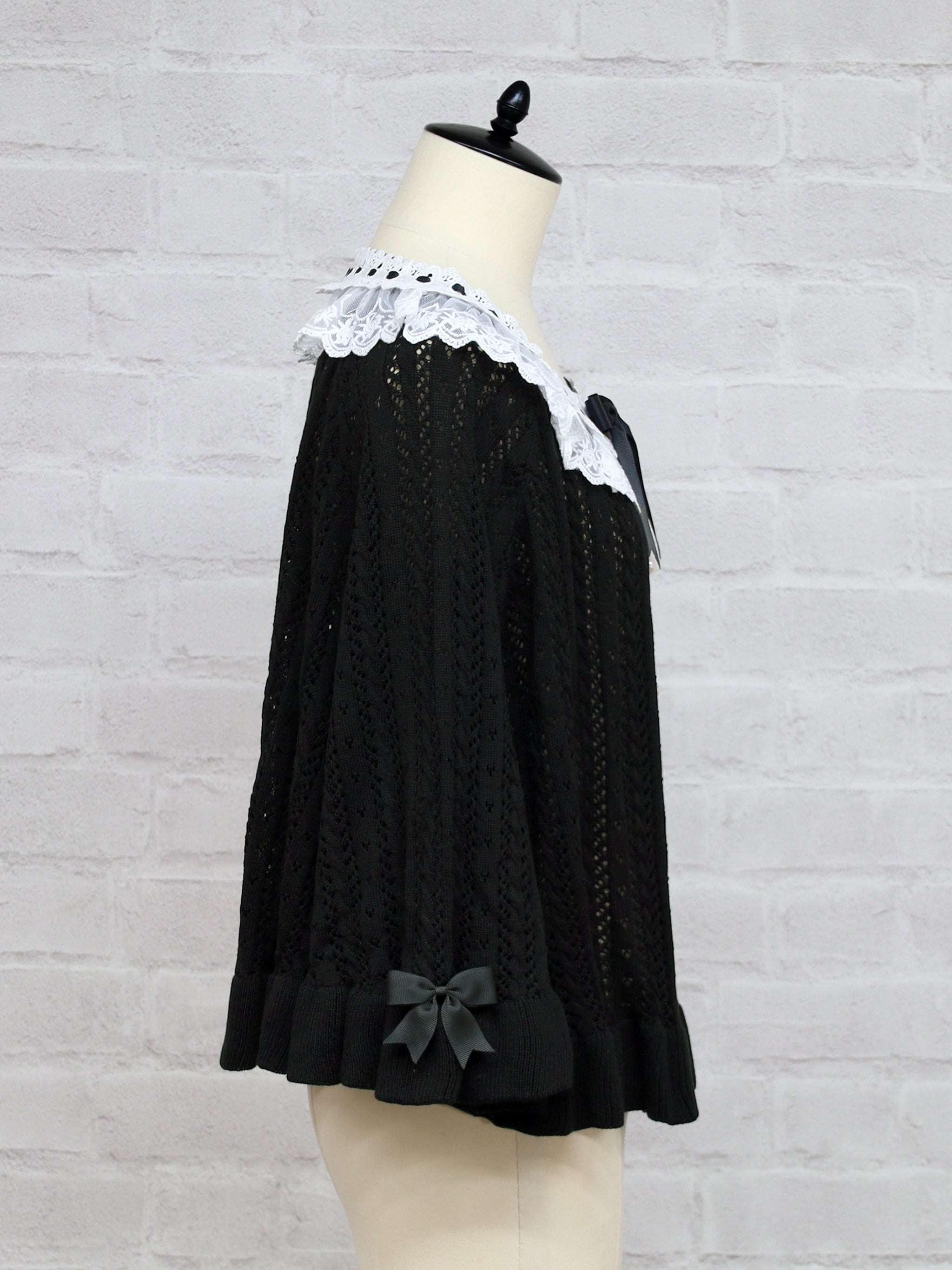 ロマンティックレースすかし編みニットポンチョ ｜Amavel（アマベル）公式サイト