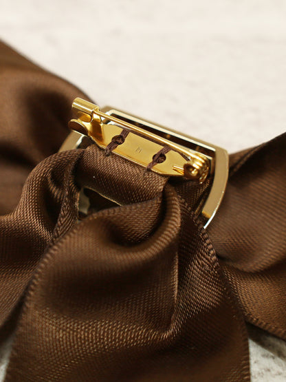 モノグラムバックル付リボンブローチ ｜Amavel（アマベル）公式サイト