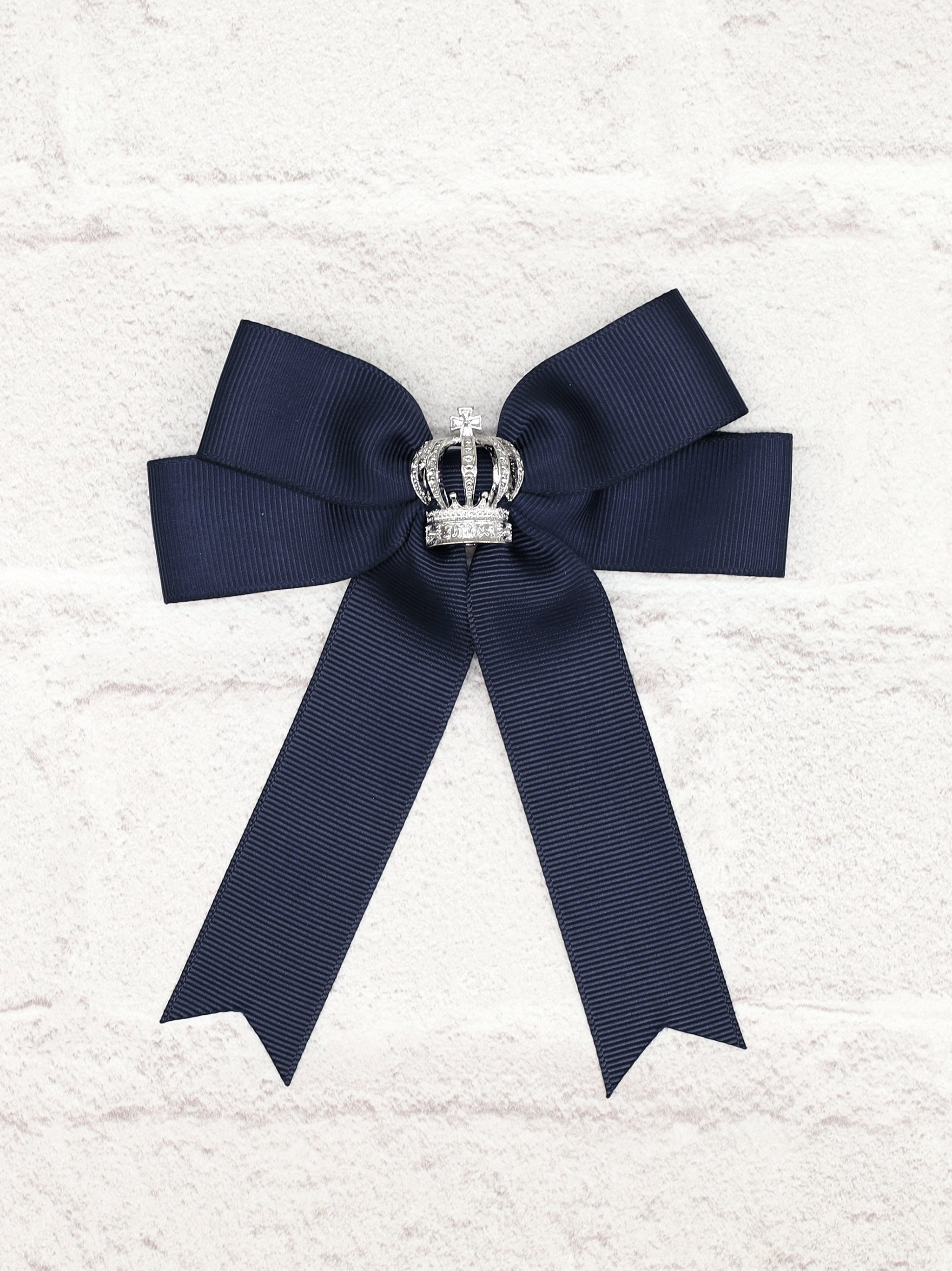 クラウンチャーム付リボンブローチ ネイビー（Navy） FREE ｜Amavel（アマベル）公式サイト
