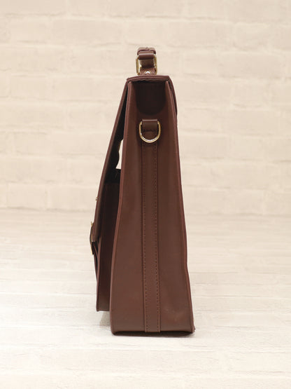 エンブレム入り縦型サッチェルバッグ ｜Amavel（アマベル）公式サイト