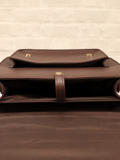 エンブレム入り縦型サッチェルバッグ ｜Amavel（アマベル）公式サイト