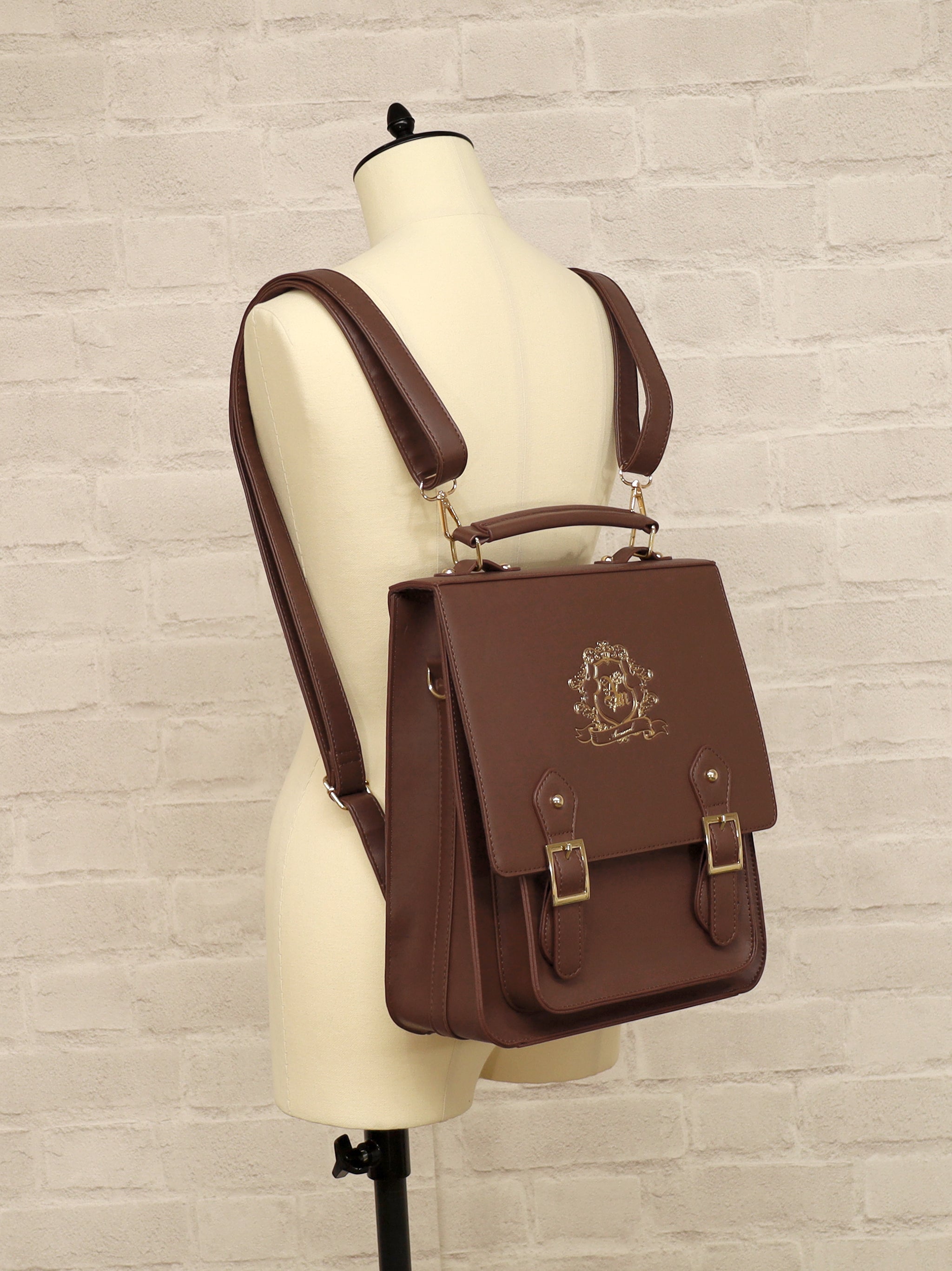 エンブレム入り縦型サッチェルバッグ ｜Amavel（アマベル）公式サイト