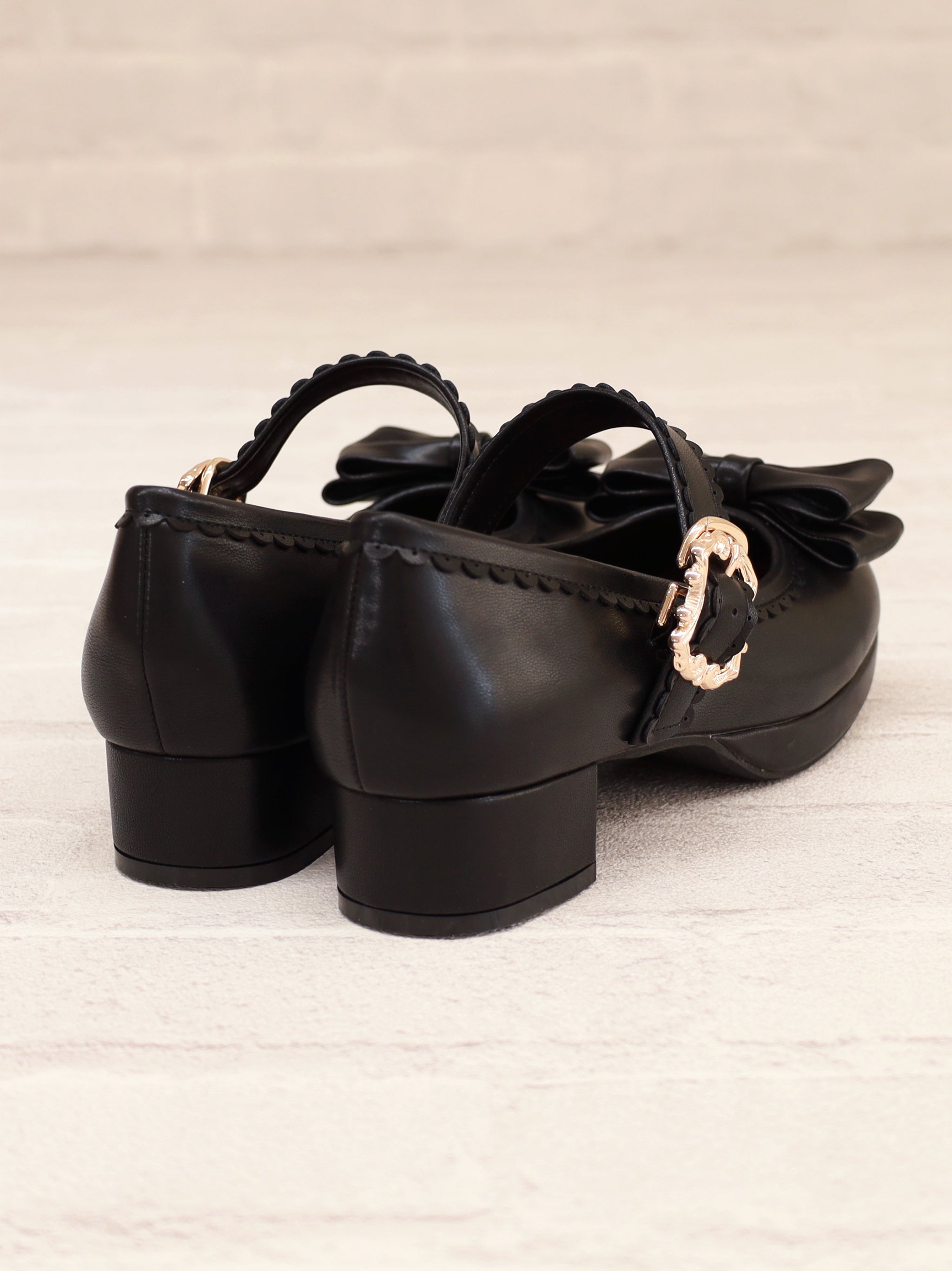 リボン付スカラップパンプス ｜Amavel（アマベル）公式サイト