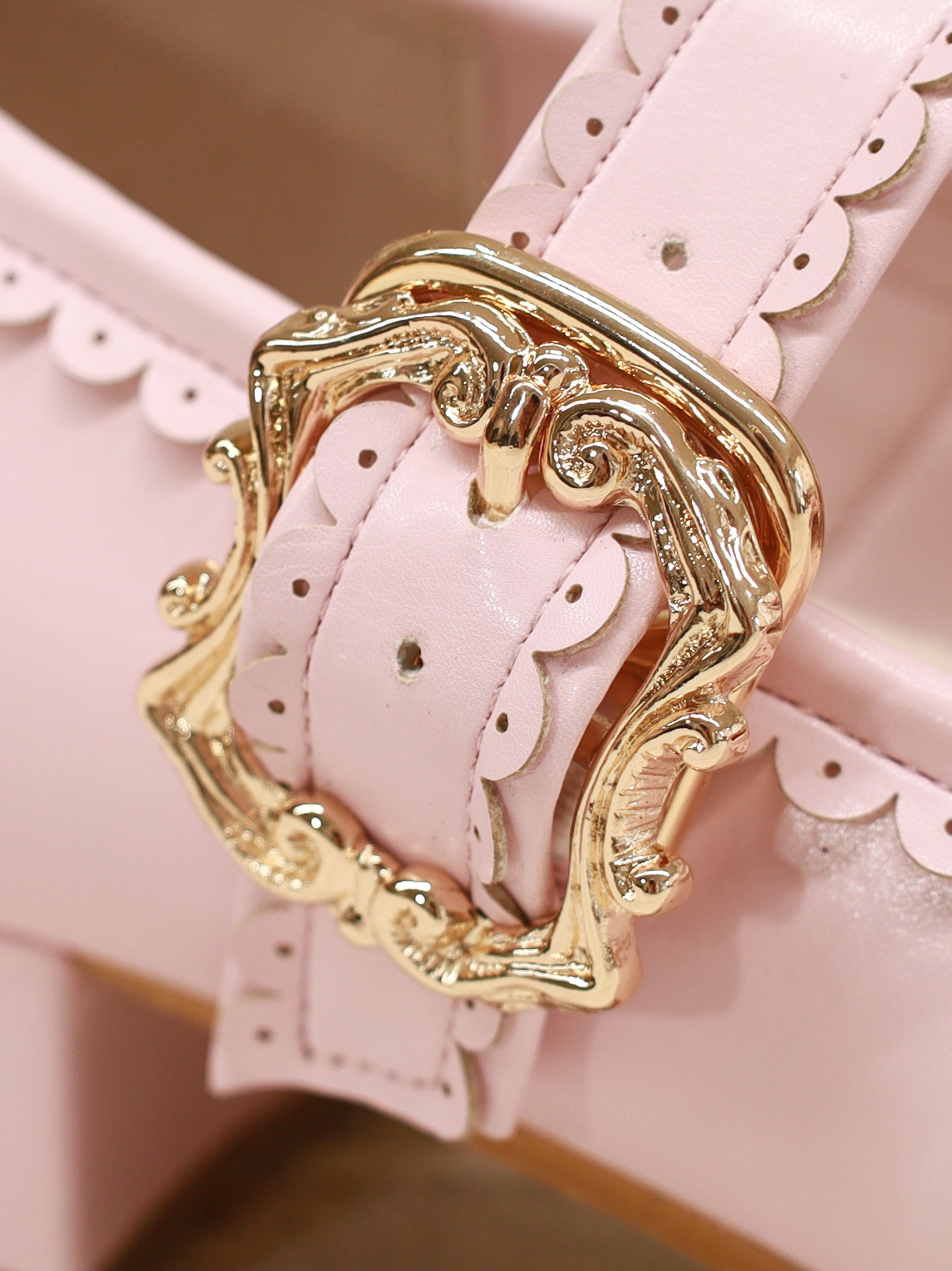 リボン付スカラップパンプス ｜Amavel（アマベル）公式サイト