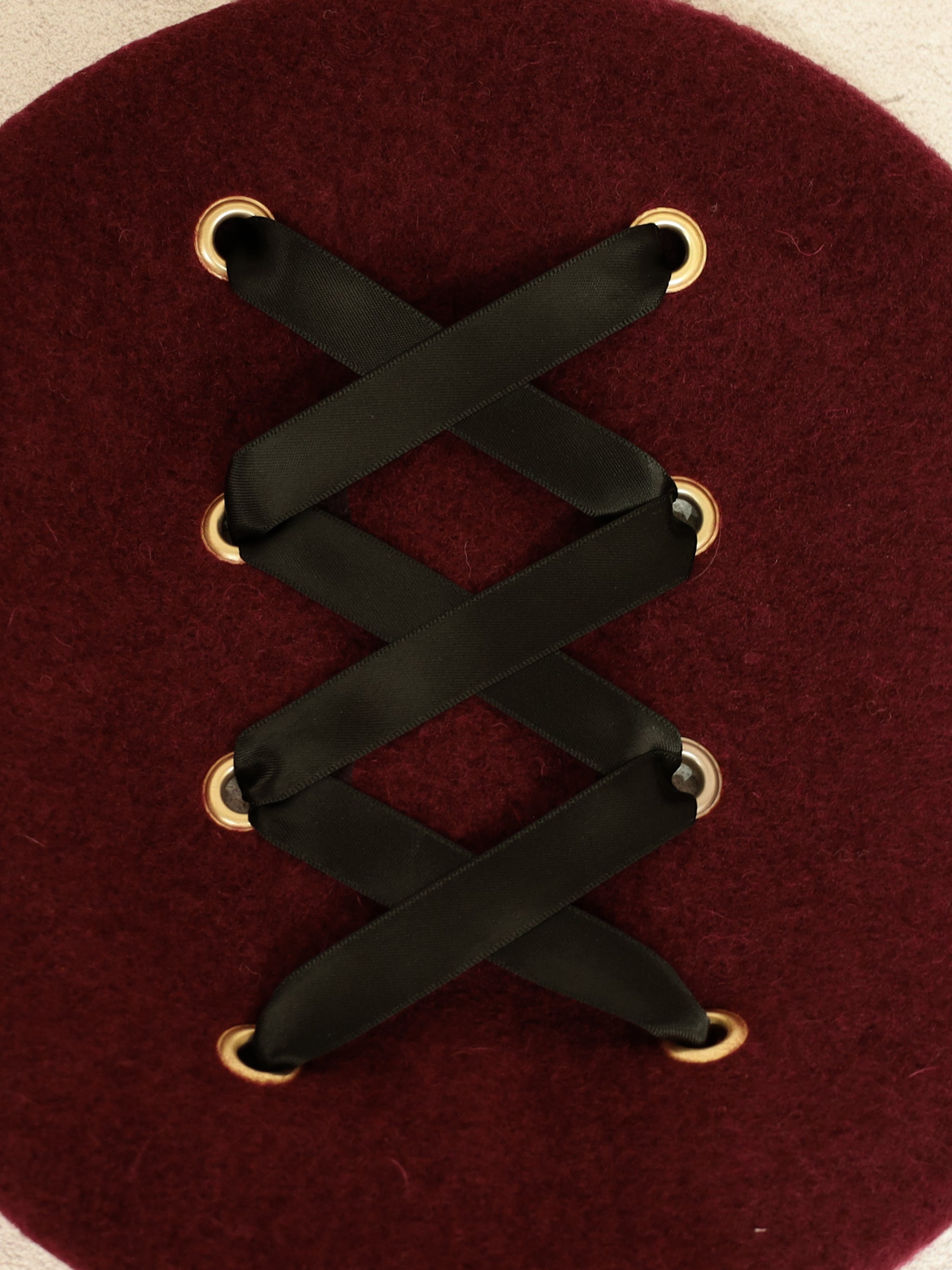 ファーポン付レースアップフェルトベレー ｜Amavel（アマベル）公式サイト