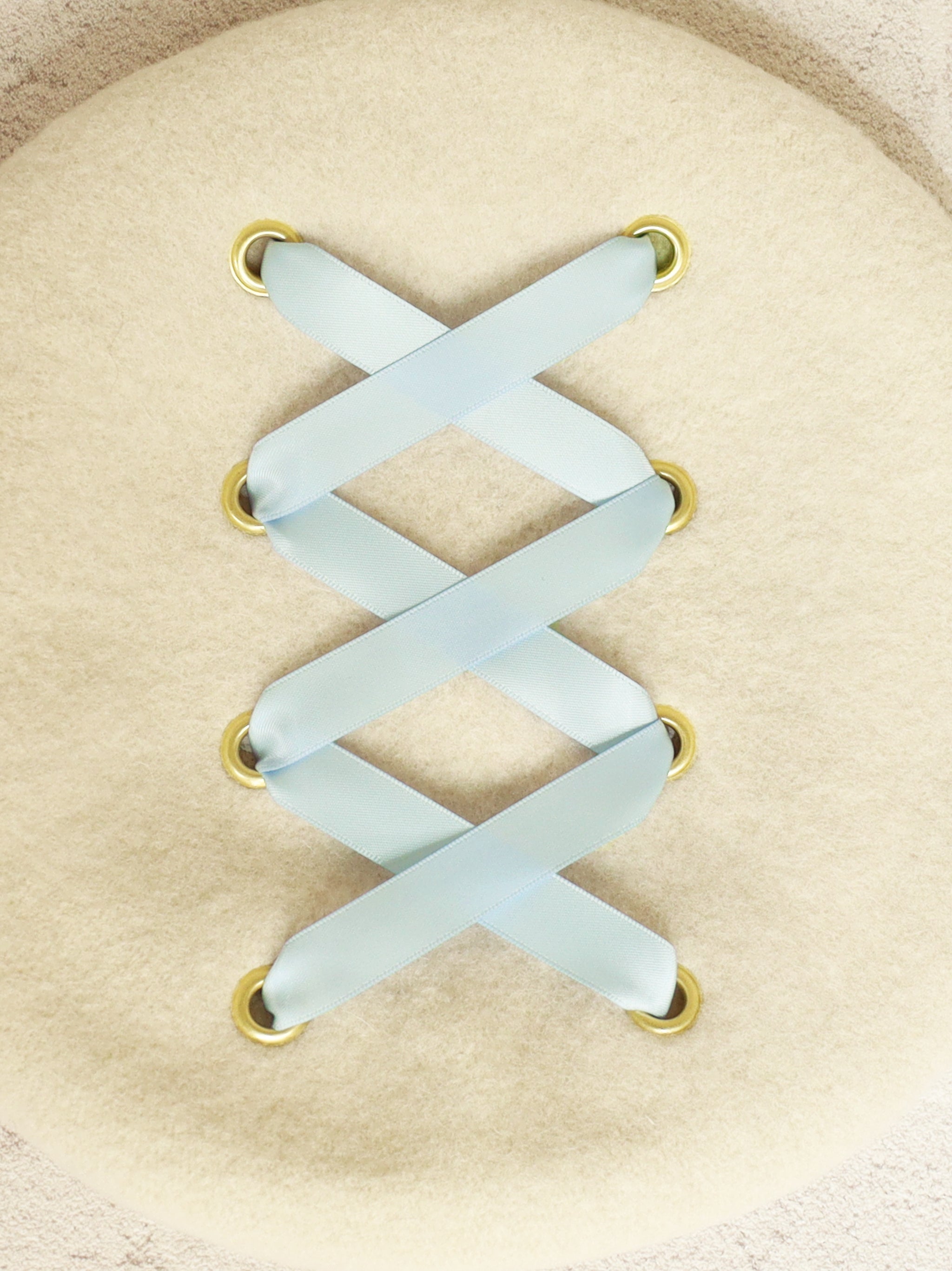 ファーポン付レースアップフェルトベレー ｜Amavel（アマベル）公式サイト